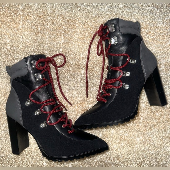 Steve Madden Black Lace-Up Boots With Red Lace Size 7 - Picture 5 of 9